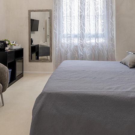Flower Rooms Каляри Екстериор снимка